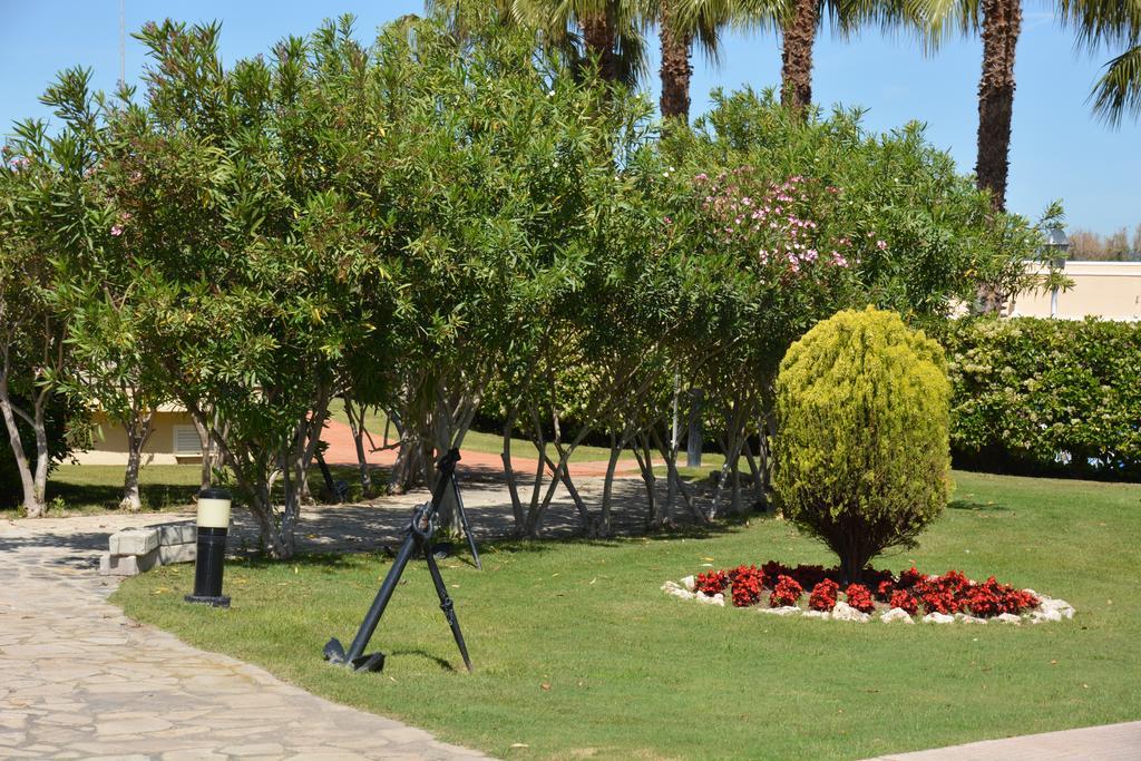 Saval Los Juncos La Pineda Εξωτερικό φωτογραφία